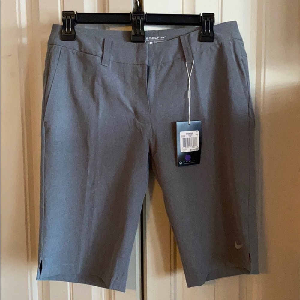 Women’s Nike golf shorts size 4
